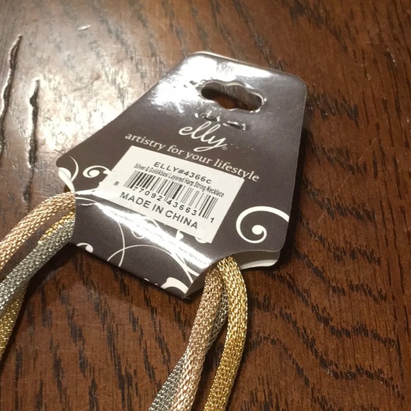 Triple Strand Necklace - Picture 4 of 4